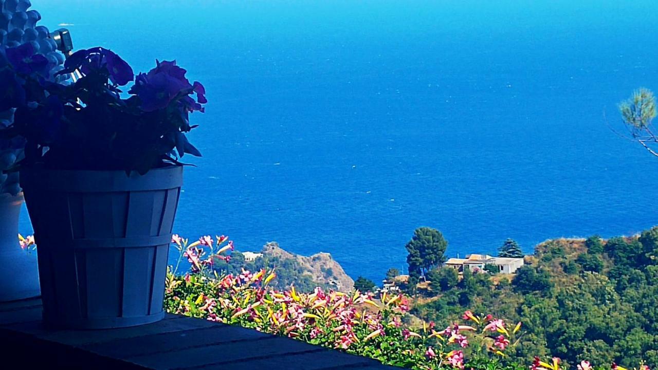 Casa Il Faro Villa Con Piscina Castelmola Exterior foto
